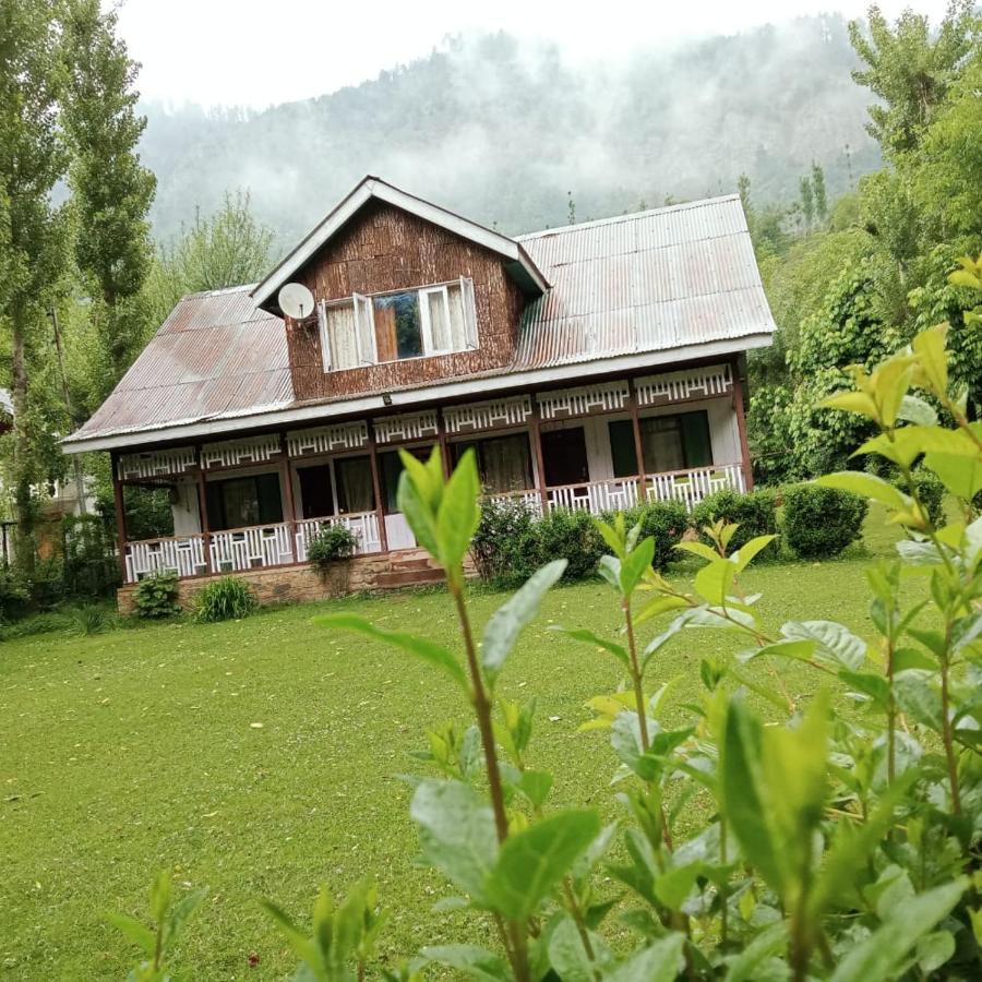 Pk Cottage Pahalgam Exterior photo