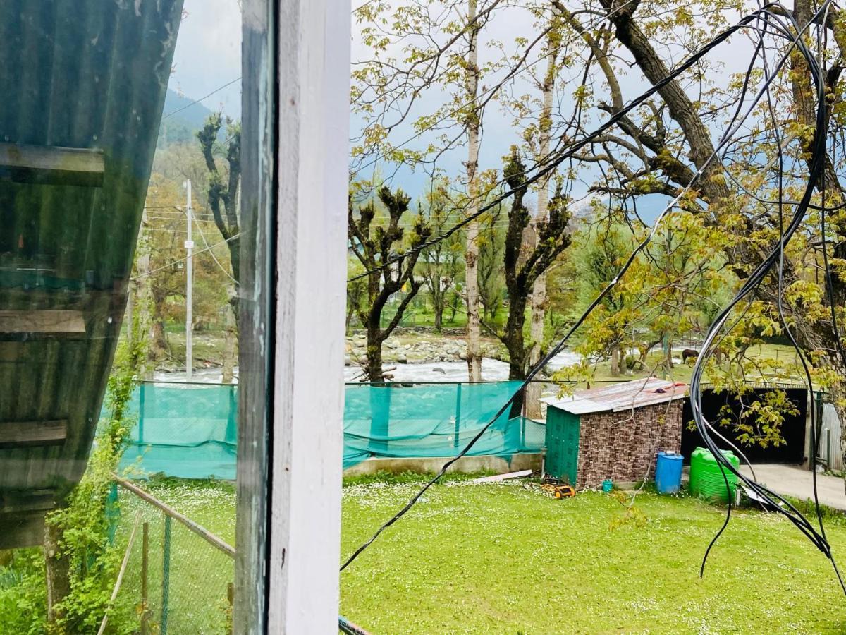 Pk Cottage Pahalgam Exterior photo