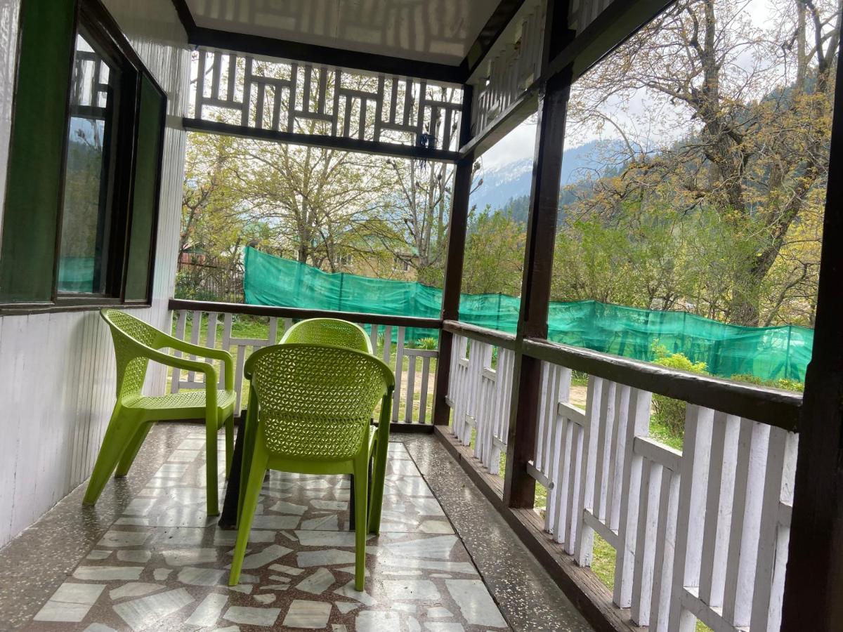 Pk Cottage Pahalgam Exterior photo